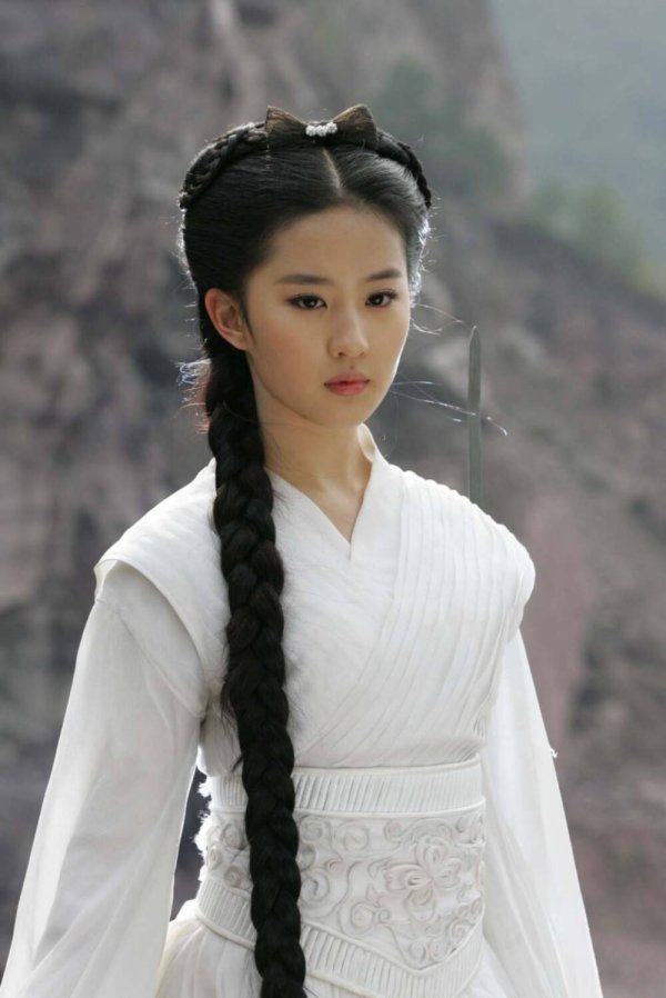 在线配资查询服务 古装美人多风格惊艳荧屏！从清冷仙姿到飒爽侠气，每套造型皆是传奇